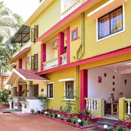 Laliguras Villa 200 Mts From Candolim Beach Exterior foto